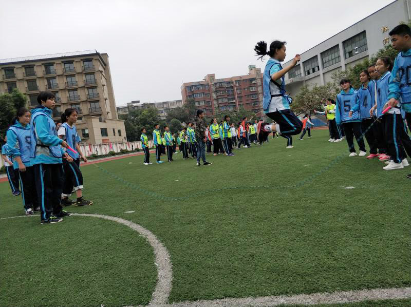 玉林精神是运动场上最美的风景 玉林中学校运会激情上演(图6)