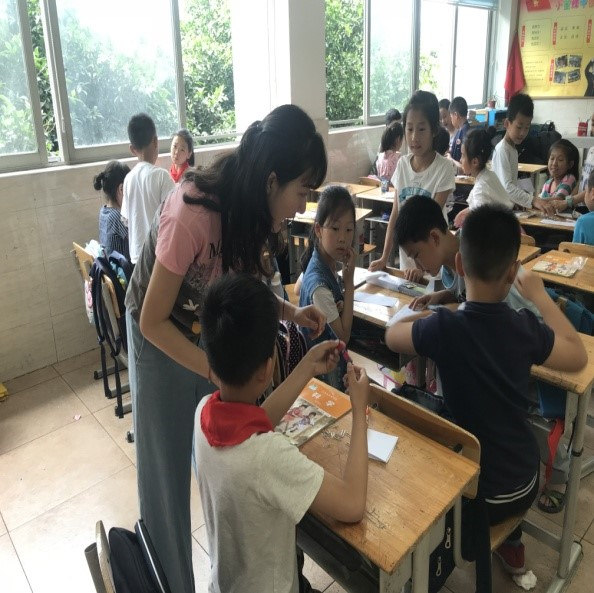 新光小学科学组开展课例研讨活动(图1)